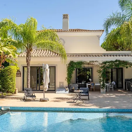 Villa Dasha By The *